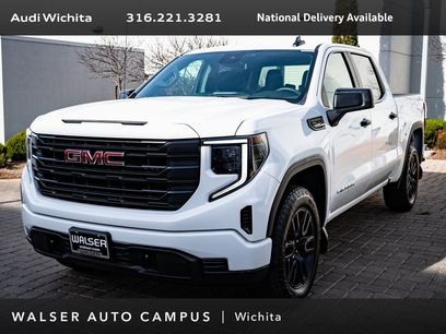 Used 2023 GMC Sierra 1500 Pro w/ Graphite Edition
