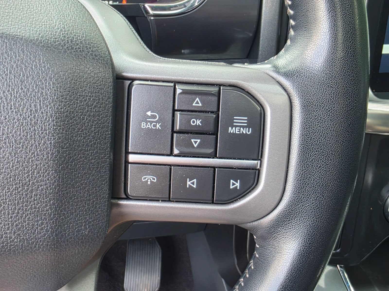 Used 2022 Ford F150 Lariat w/ Equipment Group 502A High AWD/4WD image 22
