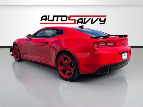 Used 2018 Chevrolet Camaro SS image 5