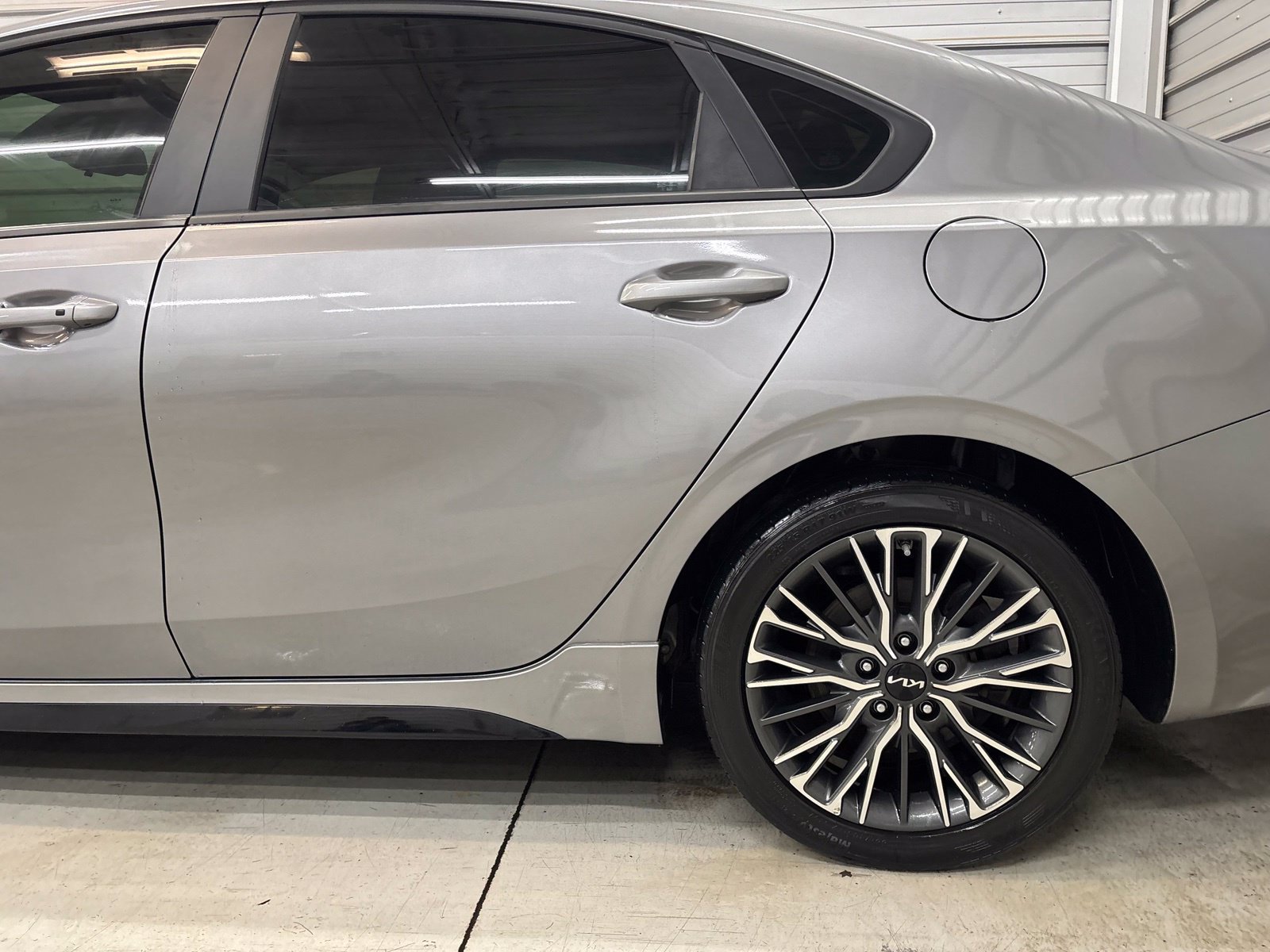 Used 2024 Kia Forte GT-Line w/ GT-Line Premium Package FWD image 8