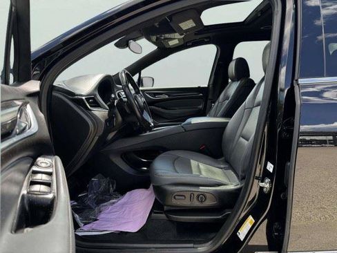 Used 2023 Buick Enclave Essence w/ Experience Buick Package FWD image 19