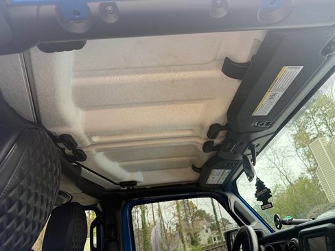 Used 2020 Jeep Gladiator Sport w/ Trailer Tow Package image 64