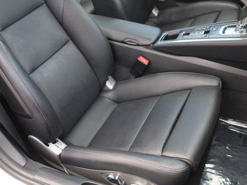 Used 2013 Porsche 911 Carrera 4 AWD/4WD image 46