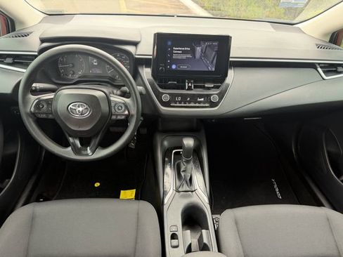 Certified 2025 Toyota Corolla LE FWD image 9
