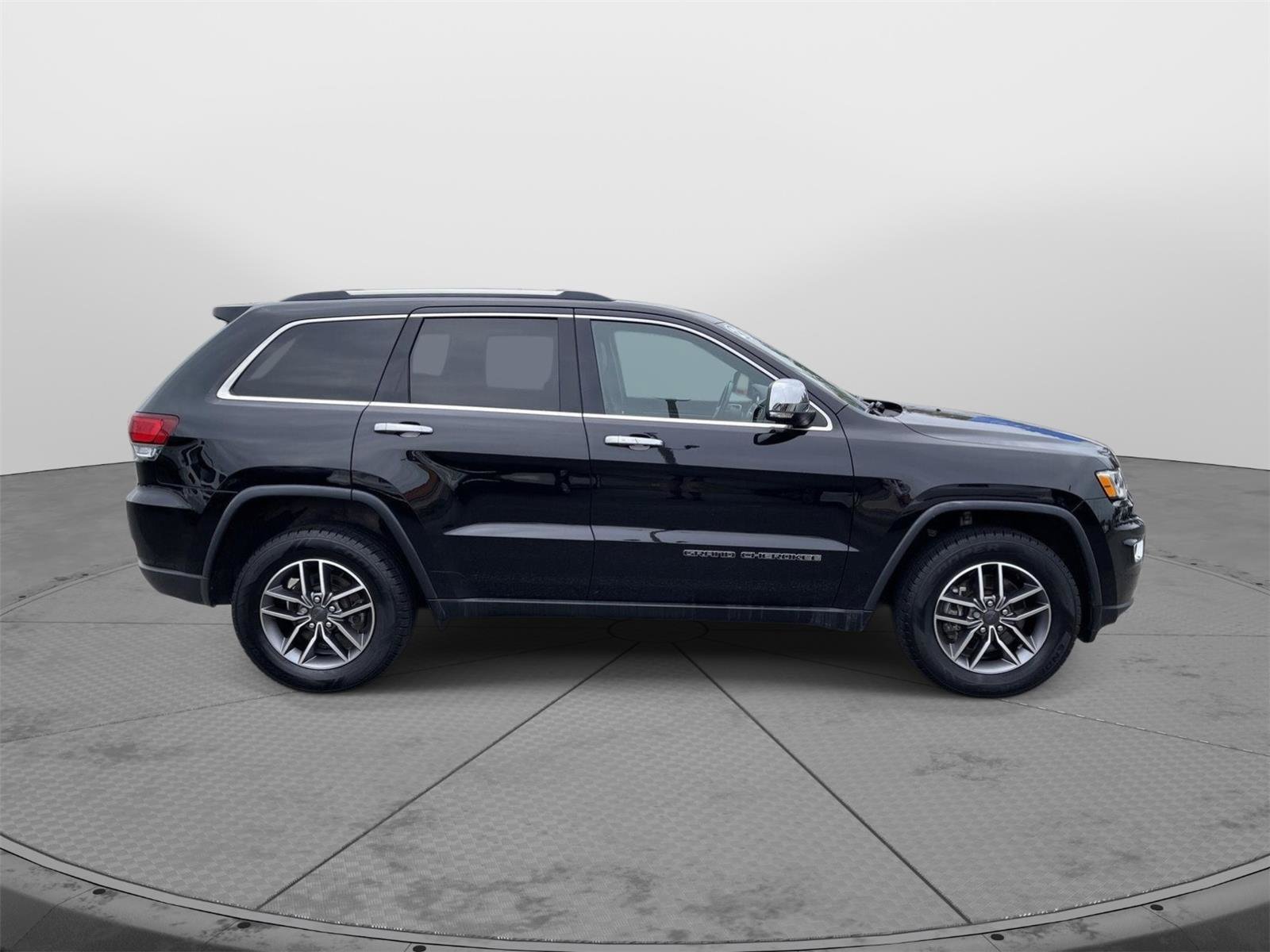 Used 2021 Jeep Grand Cherokee Limited AWD/4WD image 22