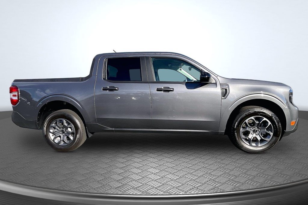 Used 2026 Ford Maverick XLT w/ XLT Luxury Package AWD/4WD image 4