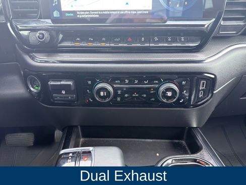 Used 2023 Chevrolet Silverado 1500 ZR2 image 35