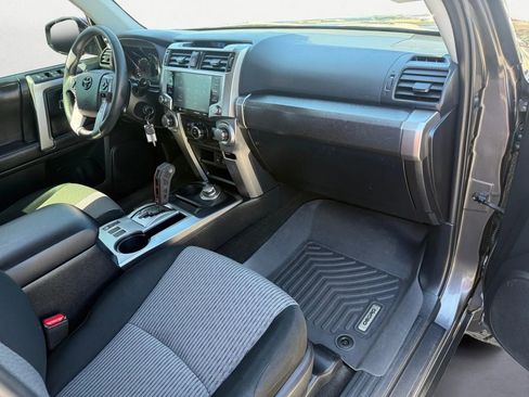 Used 2020 Toyota 4Runner SR5 image 27