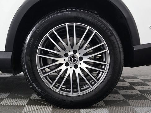 Certified 2026 Mercedes-Benz GLC 300 image 16