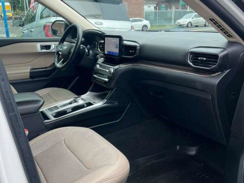 Used 2020 Ford Explorer Limited RWD image 22