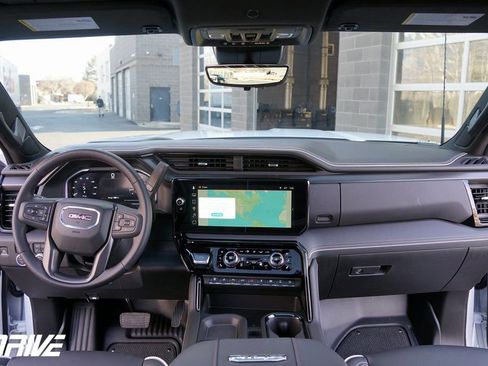 Used 2026 GMC Sierra 2500 AT4X image 41