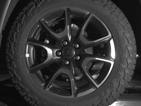 Used 2025 Jeep Compass Trailhawk AWD/4WD image 14