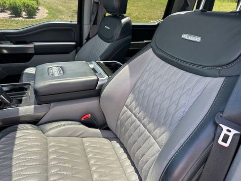 Used 2022 Ford F150 Limited image 14