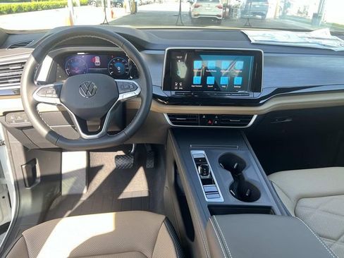 New 2026 Volkswagen Atlas Cross Sport SE image 23