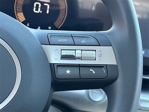 New 2026 Hyundai Kona SE image 12