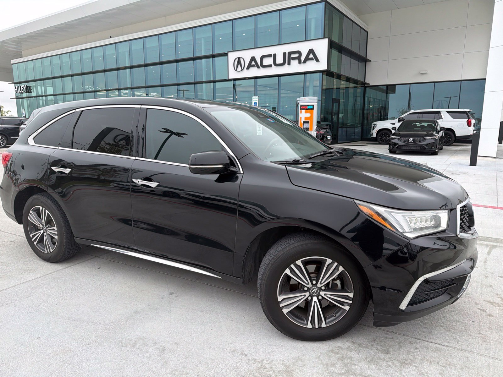 Used 2018 Acura MDX SH-AWD image 1