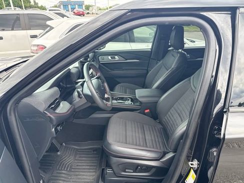 Used 2025 Ford Explorer ST-Line AWD/4WD image 7