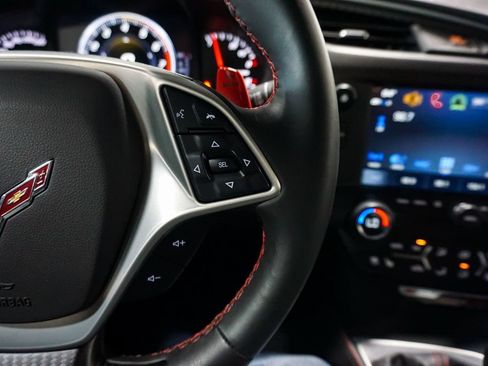 Used 2019 Chevrolet Corvette Z06 RWD image 23