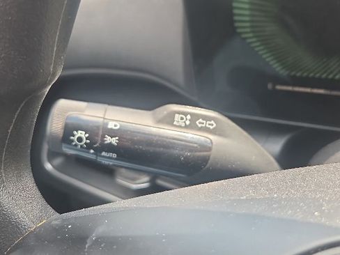 Used 2025 Kia K4 FWD image 35