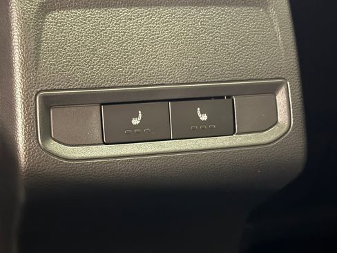 New 2025 Volkswagen Jetta SEL image 24