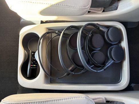 Used 2020 Honda Pilot Elite image 21