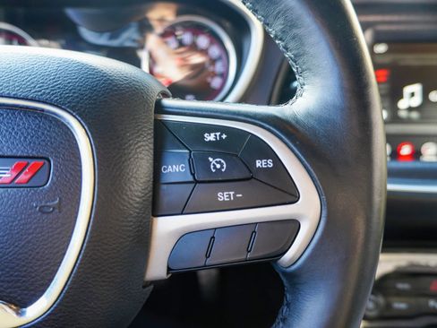 Used 2017 Dodge Challenger SXT Plus image 31