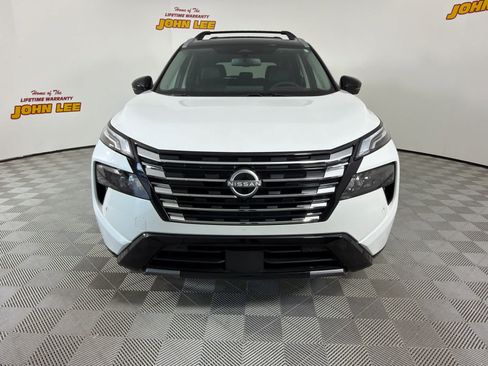 Certified 2026 Nissan Rogue Platinum AWD/4WD image 9