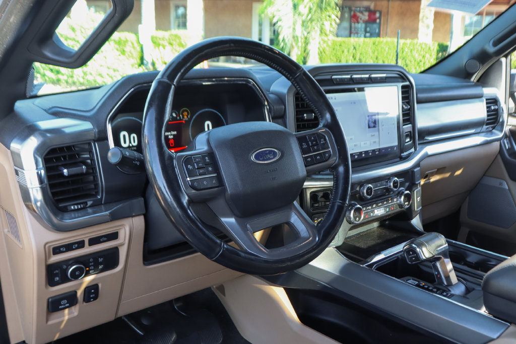 Used 2021 Ford F150 Lariat w/ Equipment Group 502A High AWD/4WD image 19