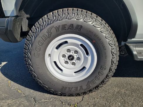 New 2026 Ford Bronco Heritage Edition AWD/4WD image 5