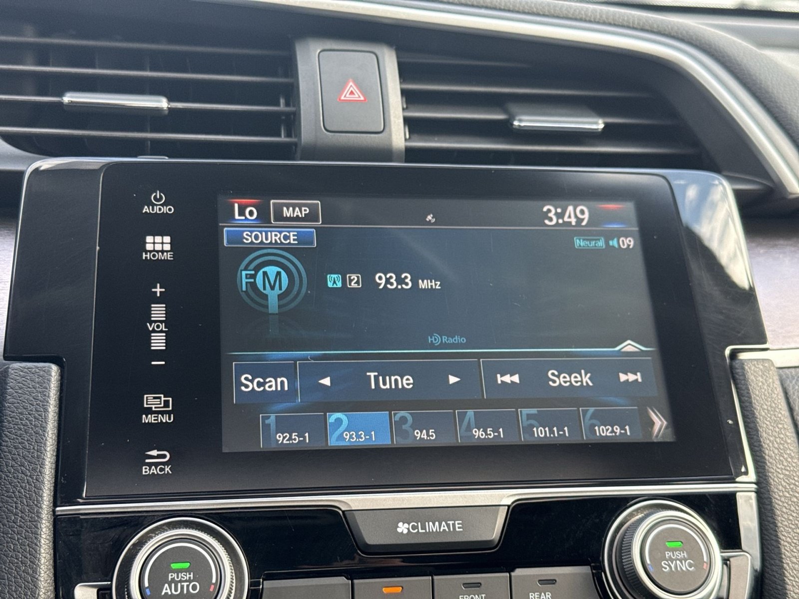 Used 2017 Honda Civic Touring image 19