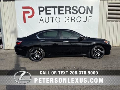 Used 2017 Honda Accord Sport Special Edition image 2