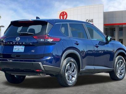Used 2024 Nissan Rogue SV