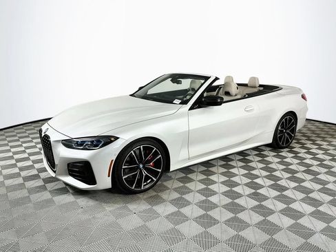 Used 2024 BMW M440i Convertible w/ Premium Package RWD image 3