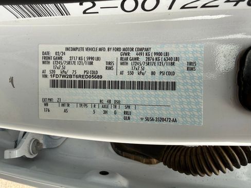 Used 2024 Ford F250 XL AWD/4WD image 19