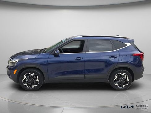 Certified 2024 Kia Seltos EX FWD image 3