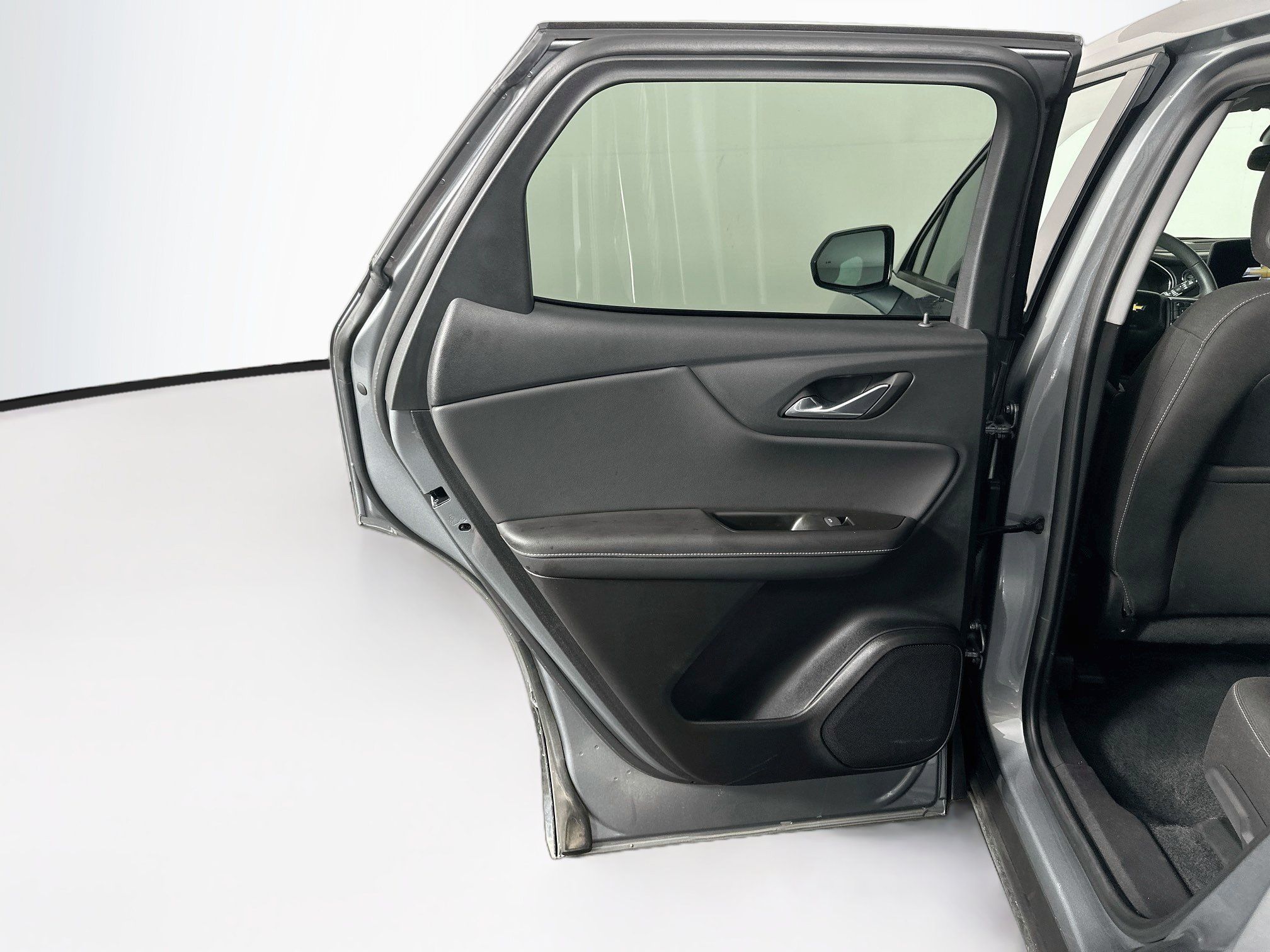 Used 2026 Chevrolet Blazer LT FWD image 26