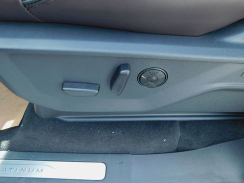 New 2026 Ford Expedition Max Platinum image 29