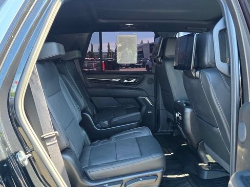 Used 2024 GMC Yukon Denali w/ Advanced Technology Package AWD/4WD image 50