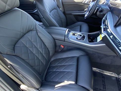 Used 2026 BMW X5 sDrive40i w/ Climate Comfort Package image 11