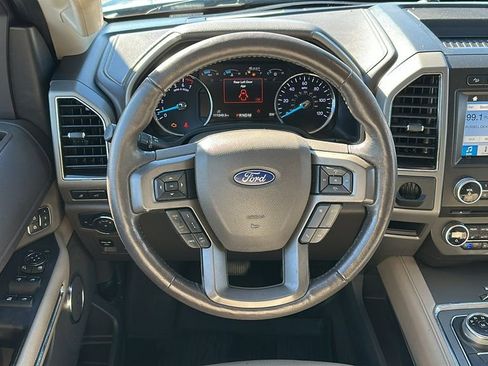 Used 2018 Ford Expedition XLT w/ Equipment Group 202A image 12