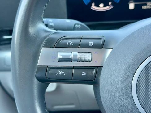 Used 2024 Hyundai Kona SEL FWD image 16