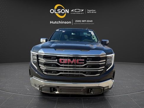 Used 2026 GMC Sierra 1500 SLT RWD image 8