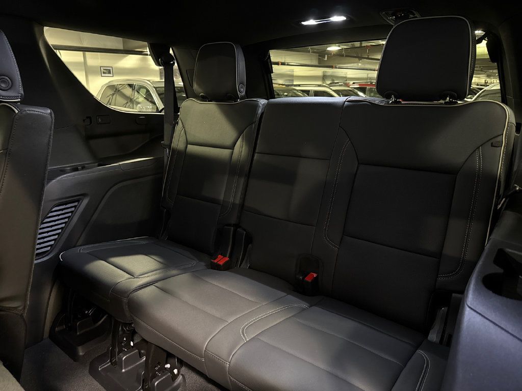 Used 2025 GMC Yukon Elevation w/ LPO, Floor Liner Package AWD/4WD image 25