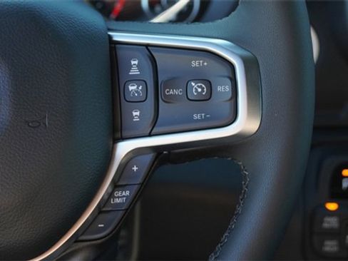 New 2026 RAM 1500 4x4 Crew Cab image 25