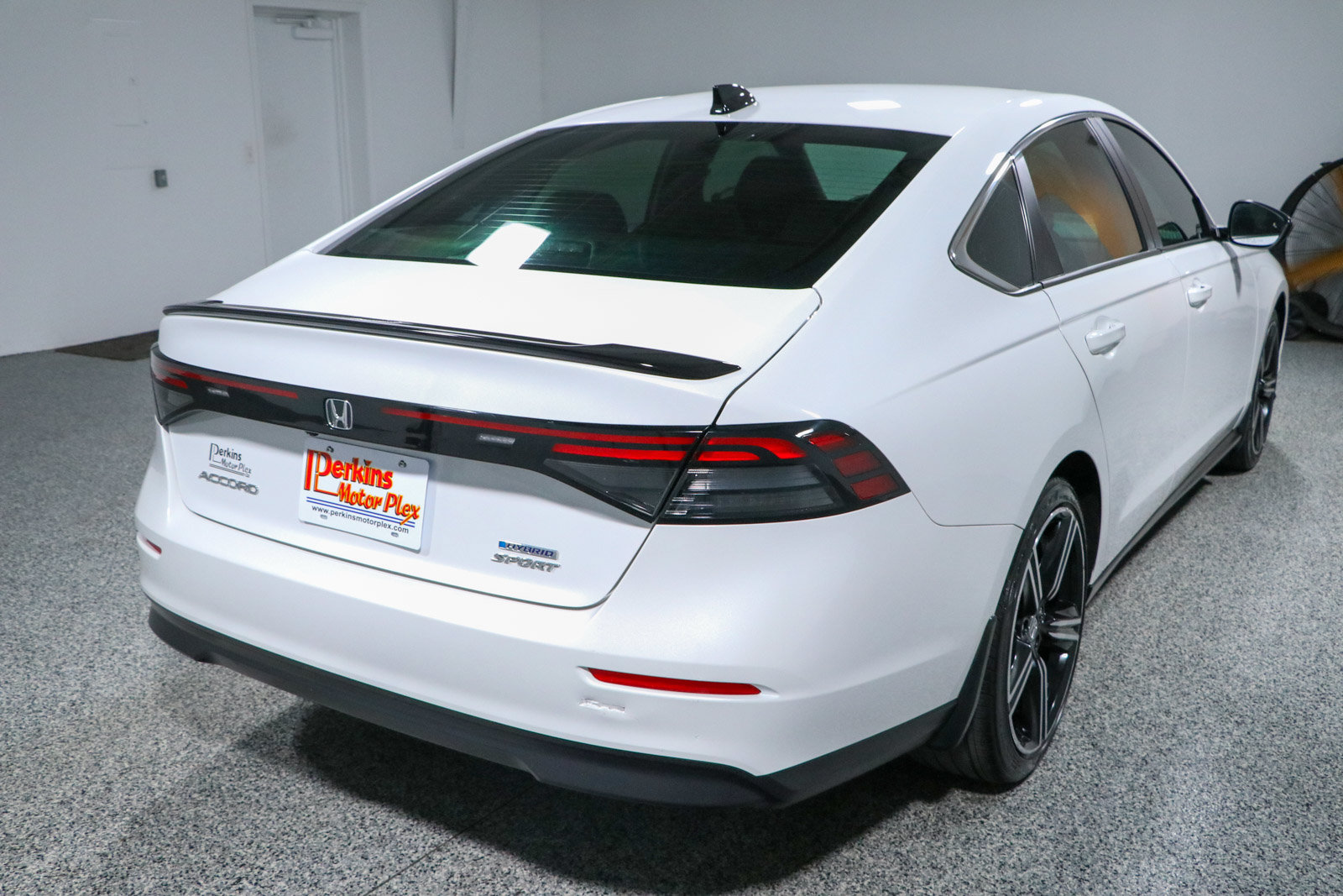 Used 2024 Honda Accord Sport image 7