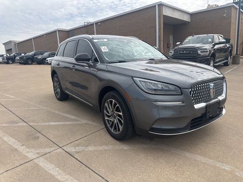 Used 2021 Lincoln Corsair FWD image 4