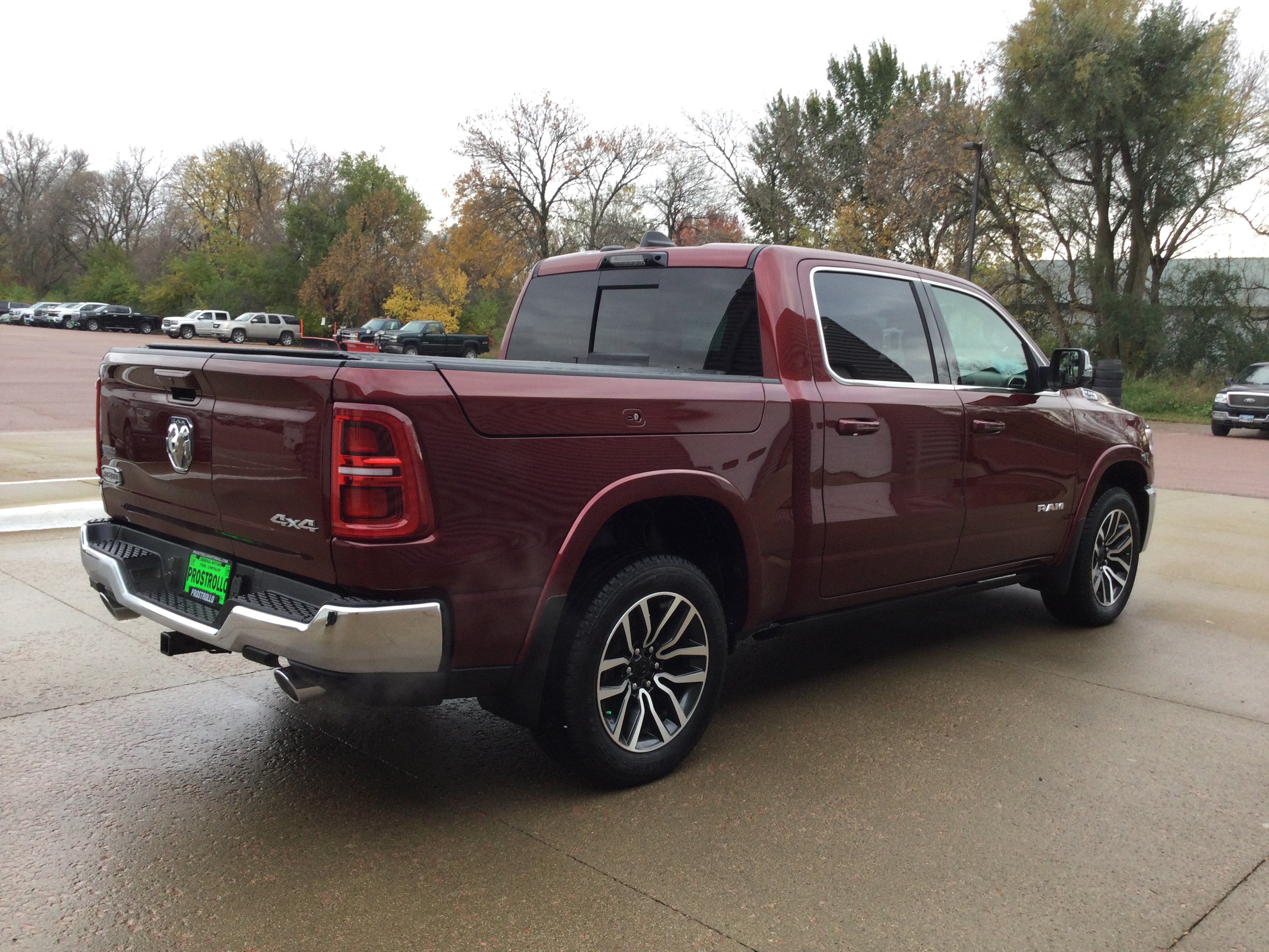 Used 2025 RAM 1500 Limited AWD/4WD image 5