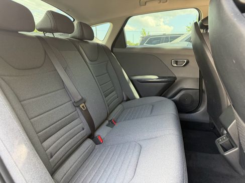 Used 2025 Kia K4 EX FWD image 29