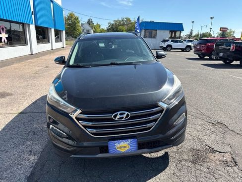 Used 2016 Hyundai Tucson Limited w/ Option Group 03 AWD/4WD image 4