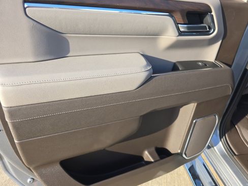 New 2026 GMC Sierra 1500 SLT w/ SLT Premium Plus Package image 11